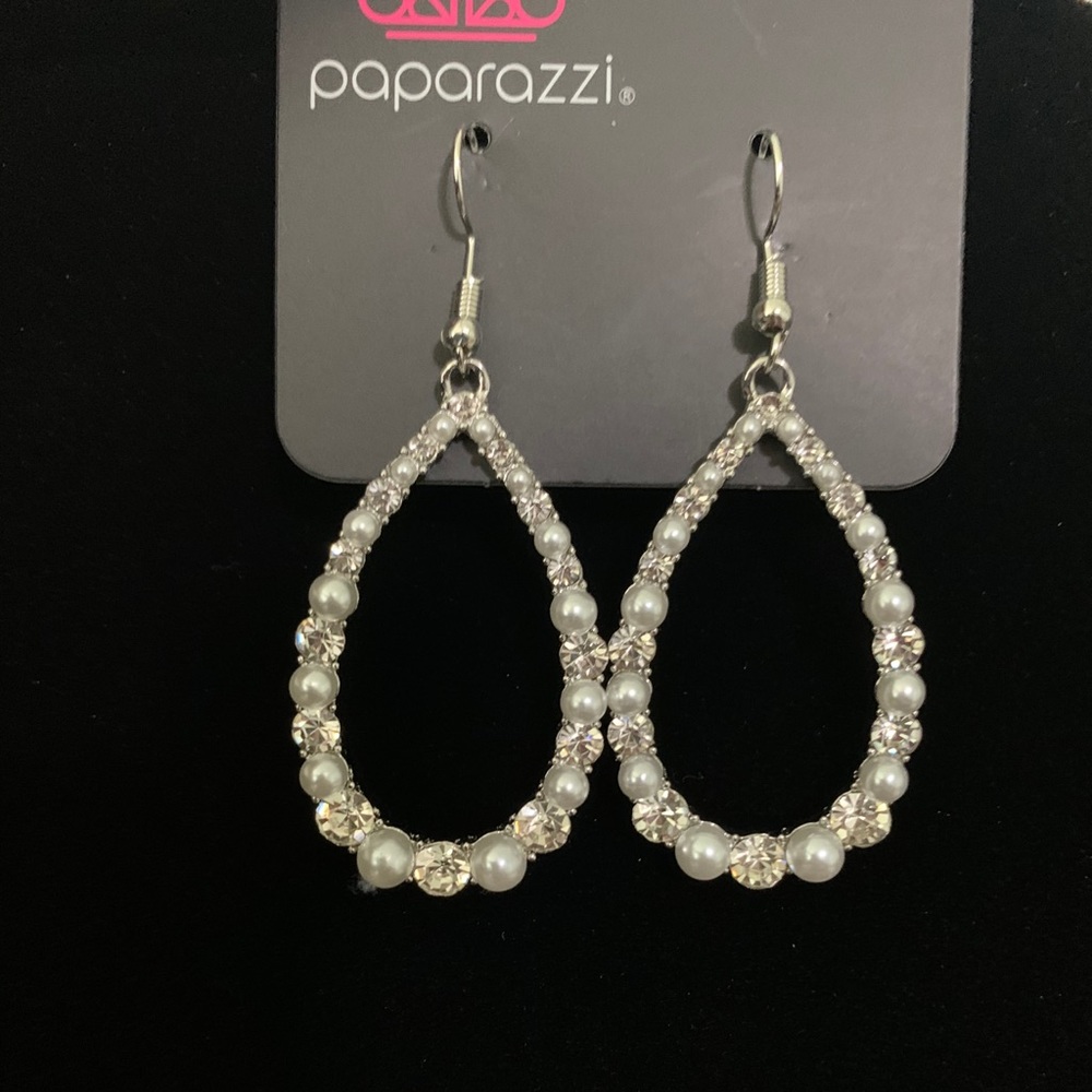 Pearl and rhinestone hoop earrings